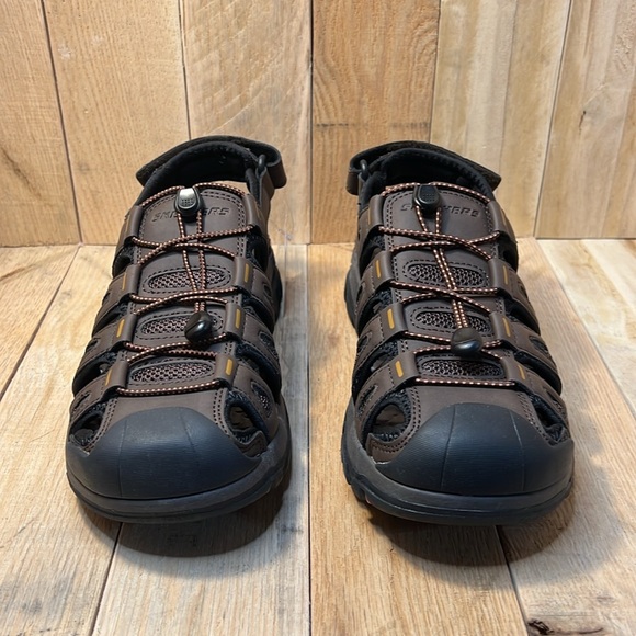 Skechers  MEN'S Relaxed Fit: Tresmen - Outseen Slip-On Sandals - Picture 3 of 10